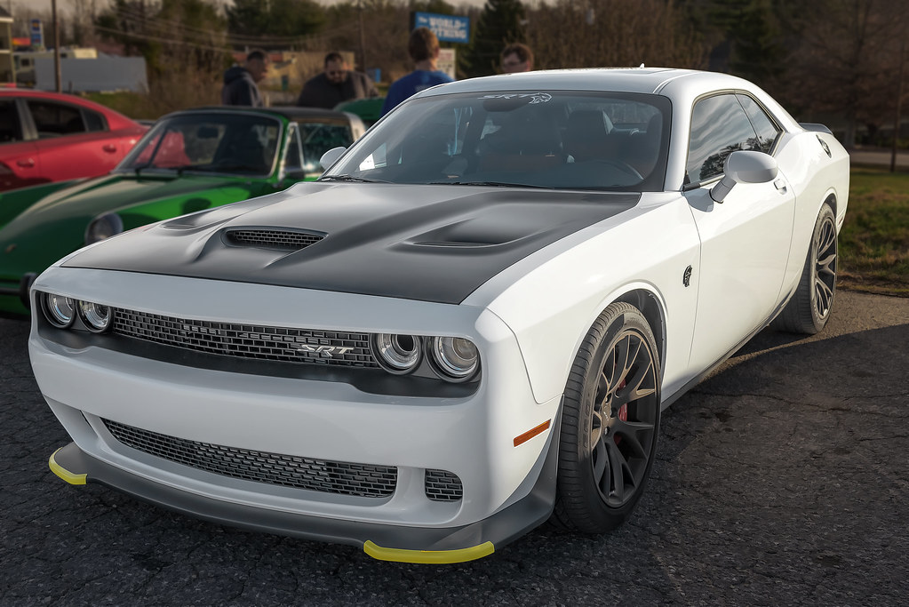 Rental Mobil Wisata untuk Liburan Tak Terlupakan