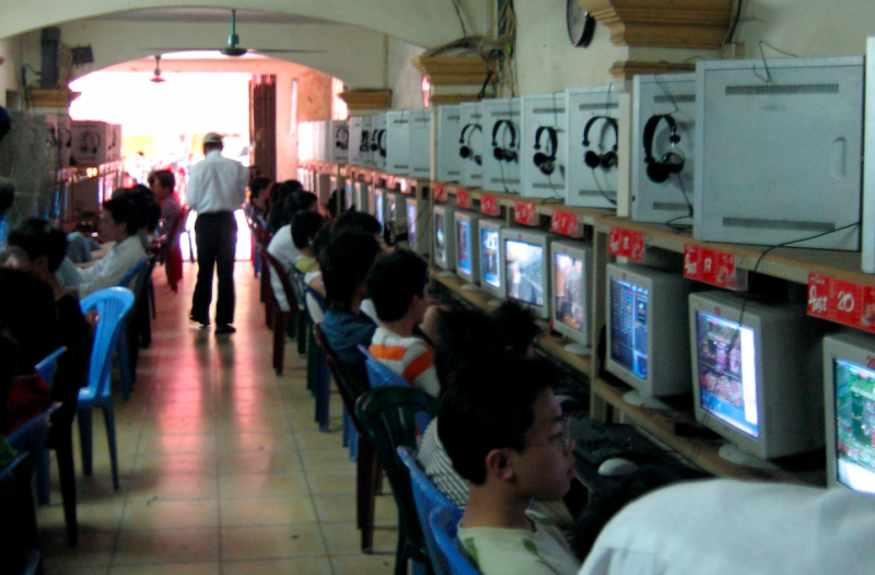 ComebackNet, Warnet Game Online dengan Fasilitas Premium